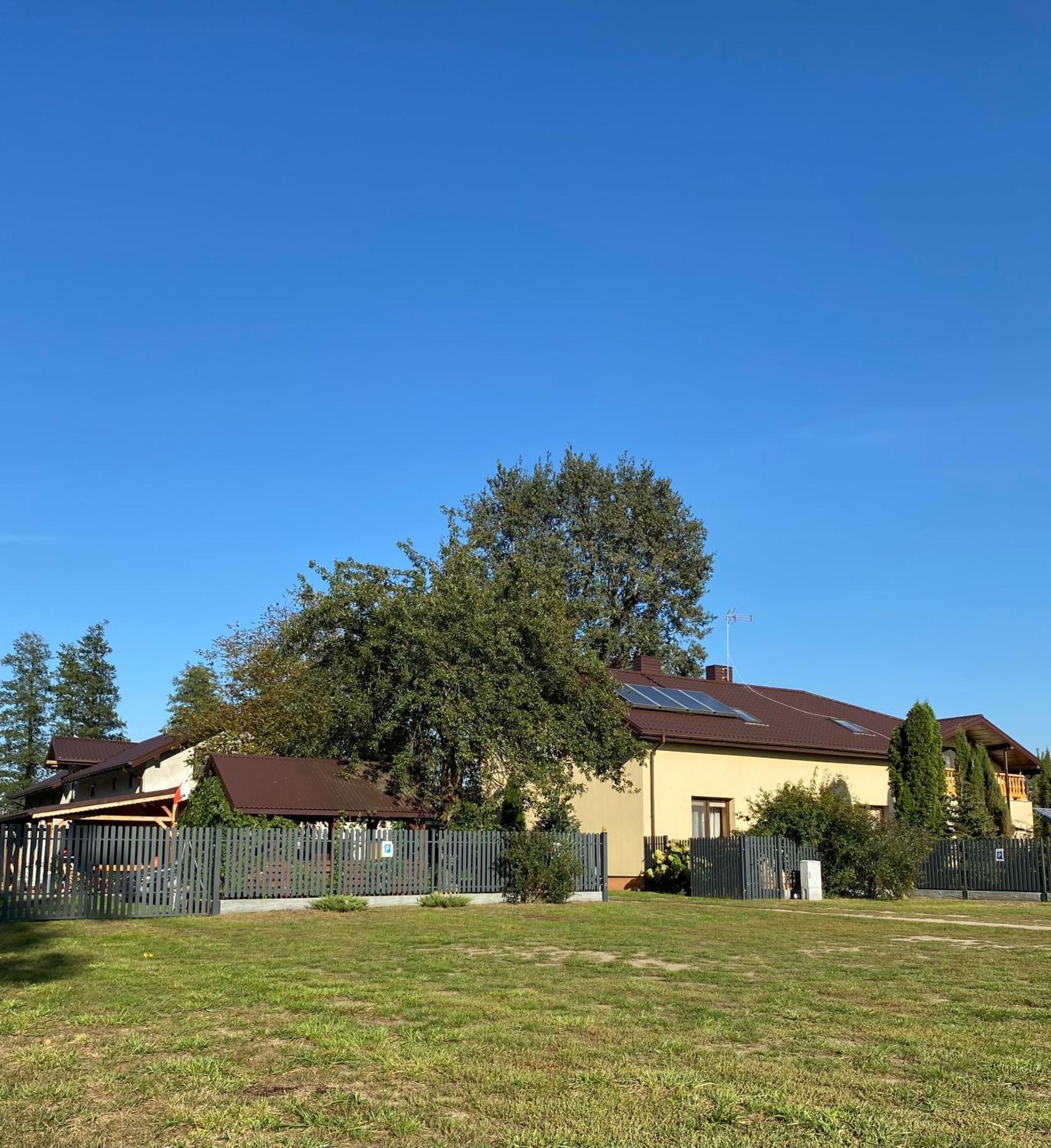 Maciejowka Gospodarstwo Agroturystyczne Poddebice ภายนอก รูปภาพ